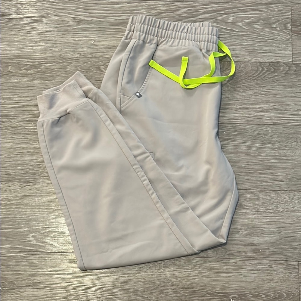 Figs Grey Jogger Scrubs High-waisted